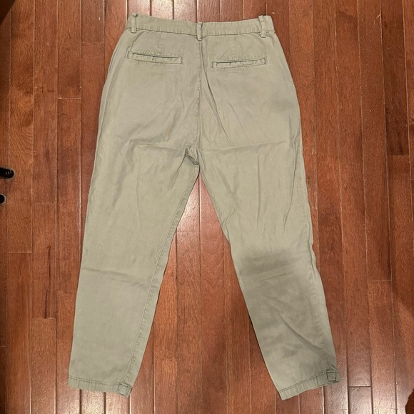 AG Adriano Goldschmied Green Evan Relaxed Pleated Trousers - Picture 2 of 4